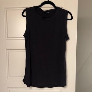 Athleta Getaway Linen Blend Muscle Tank